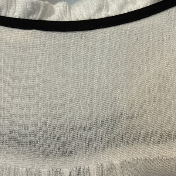 Women’s size small blouse - Picture 7 of 12